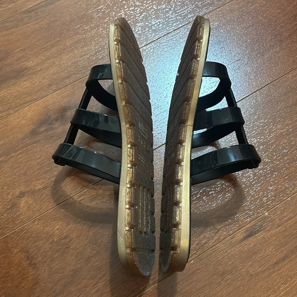 Melissa Path Slide - Picture 6 of 8